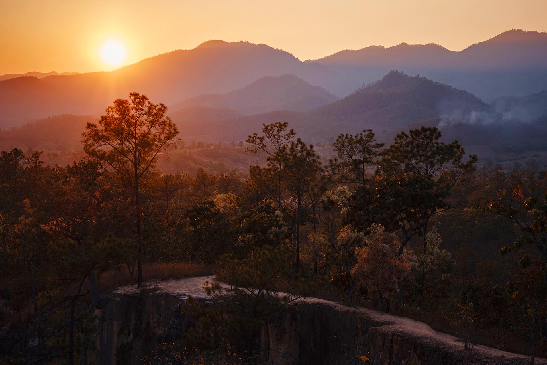 Pai Canyon Kong Lan in Mae hong son, northern Thailand. Beautiful sunset in scenic valley of Pai famous tourist attraction